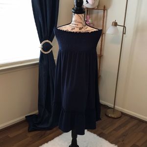 Kristen Nicole MATERNITY Dress (small)